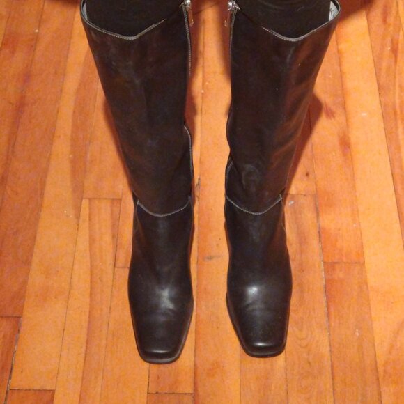 Anne Klein black leather boots - Picture 5 of 6